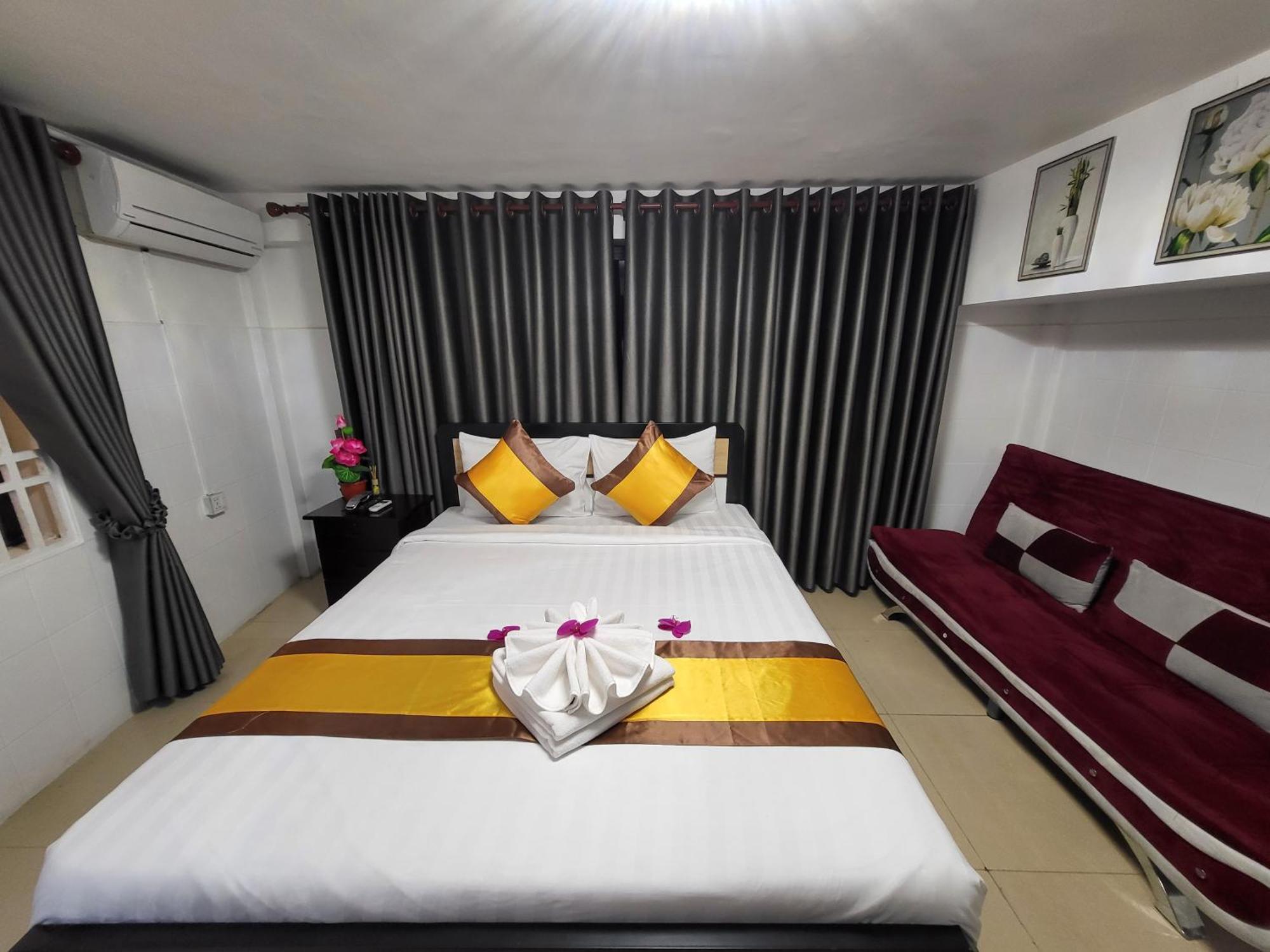 Sun Chakra Boutique Hotel Phnom Penh Exterior foto